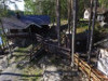 Mökki järven rannalla