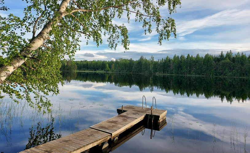 lakeside cottage in Finland